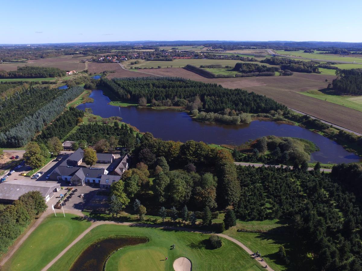 Tollundgaard Golf Park & Apartments Funder Kirkeby Exterior photo