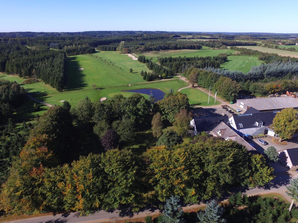 Tollundgaard Golf Park & Apartments Funder Kirkeby Exterior photo